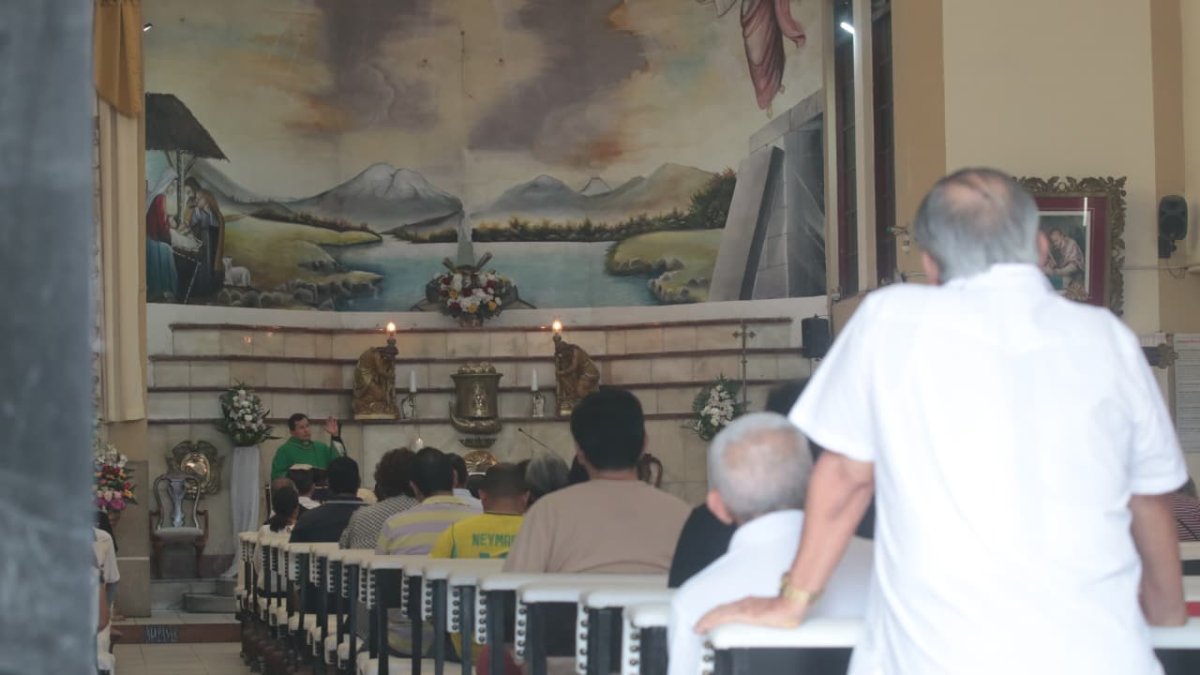 Accidente en iglesia de Guayaquil: así fueron las misas tras la muerte del padre Patricio Sánchez