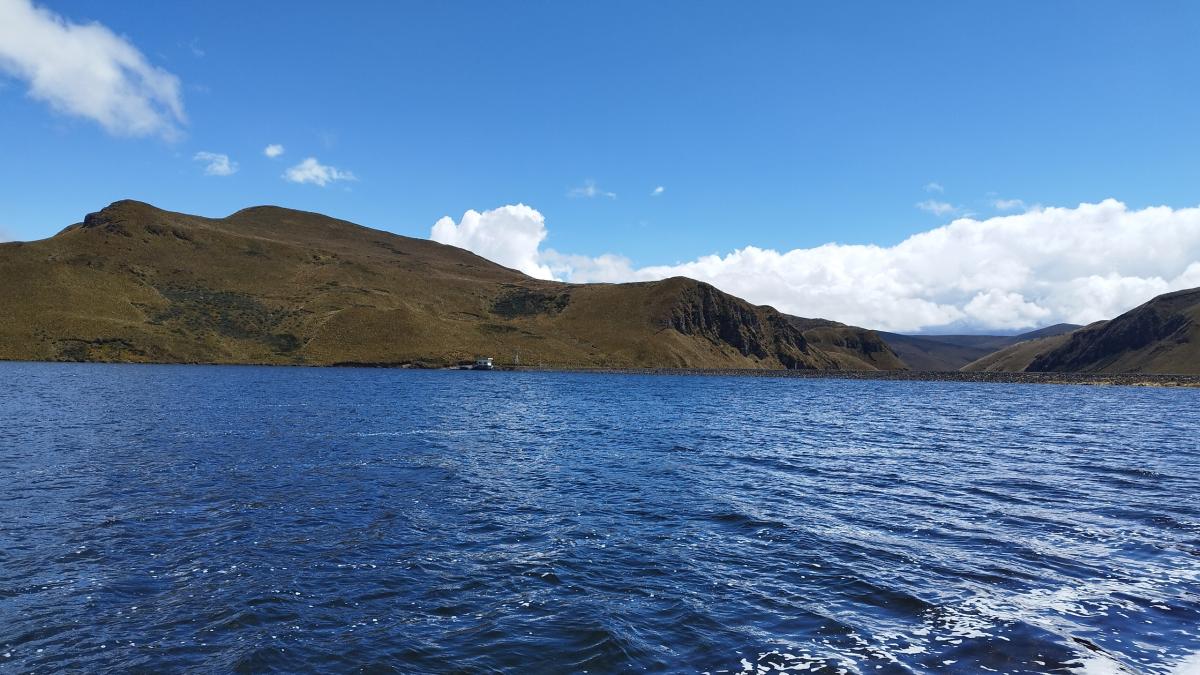 El reservorio de La Mica, el más importante para abastecer de agua a Quito, está casi lleno, según la Epmaps