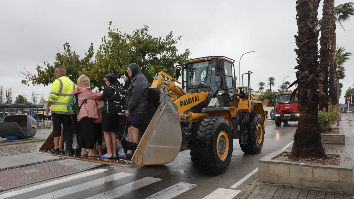 Inundaciones en España: ordenan confinamiento de 145 municipios y reportan tres muertos tras intensas lluvias